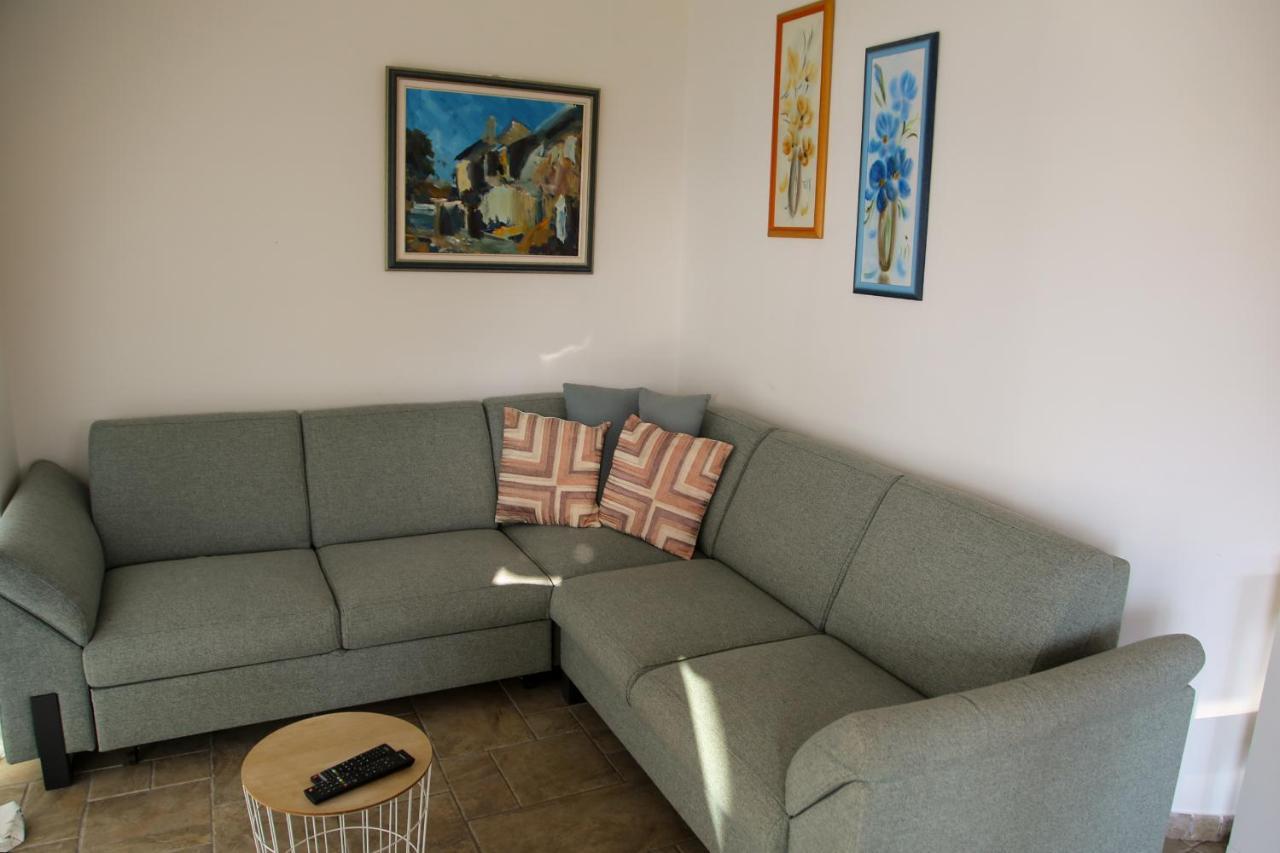 Apartment G&S Ядраново Екстер'єр фото